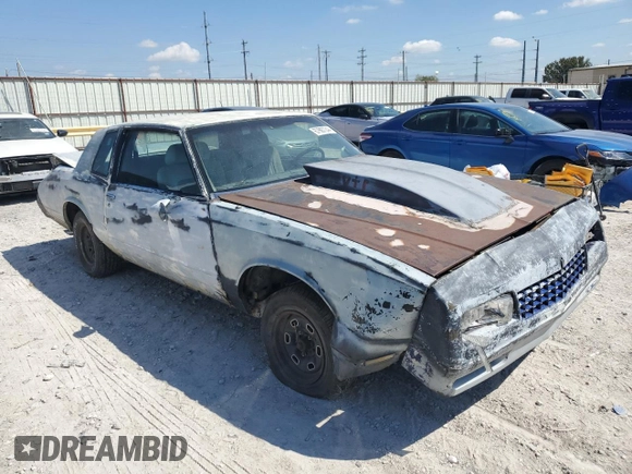 1981 Chevrolet Monte Carlo с VIN 1G1AZ37J9BR436623, выставлен на аукционе Copart как лот 67867244 с пробегом Не указан миль и Списание • Salvage title. История ставок и продаж доступна на DreamBid. Изображение 4.