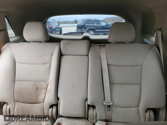 2011 Kia Sorento LX with VIN 5XYKTCA1XBG055187, listed as a Copart auction lot 53516875 with 153,356 mi miles and Salvage Title. Bid and sale history available at carsss.com. Image 10.