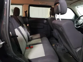 2010 Dodge Nitro Heat z VIN 1D4PU4GK3AW174955, wystawiony jako Copart lot #88068145 z przebiegiem 140 824 mil mil oraz Szkoda całkowita • Salvage title. Historia ofert i sprzedaży dostępna na DreamBid. Obrazek 10.