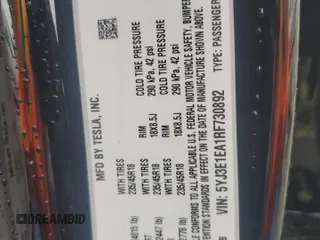 2024 Tesla Model 3 z VIN 5YJ3E1EA1RF730892, wystawiony jako Copart lot #51234655 z przebiegiem 11 464 mil mil oraz Szkoda całkowita • Salvage title. Historia ofert i sprzedaży dostępna na DreamBid. Obrazek 14.