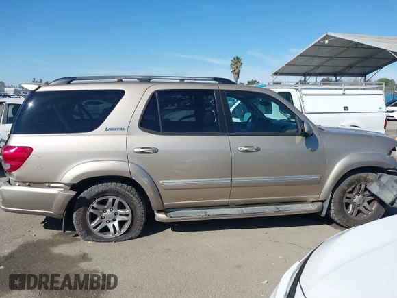 2005 Toyota Sequoia Limited with VIN 5TDZT38A05S252493, listed as a IAAI auction lot 41637977 with 244,217 mi miles and . Bid and sale history available at DreamBid. Image 14.