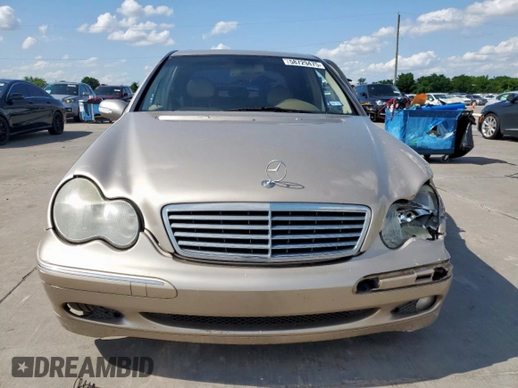2003 Mercedes-Benz C 240 с VIN WDBRF61J13A417012, выставлен на аукционе Copart как лот 58729475 с пробегом 154 465 миль миль и Списание • Salvage title. История ставок и продаж доступна на DreamBid. Изображение 5.