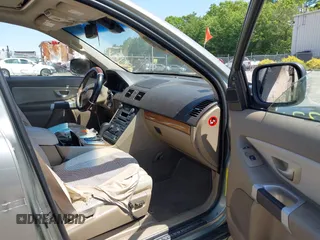 2008 Volvo XC90 I6 z VIN YV4CZ982881422663, wystawiony jako IAAI lot #42401331 z przebiegiem 164 624 mil mil oraz . Historia ofert i sprzedaży dostępna na DreamBid. Obrazek 5.
