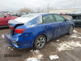 2019 Kia Forte LXS with VIN 3KPF24AD2KE124858, listed as a IAAI auction lot 41073436 with 95,218 mi miles. Bid and sale history available at carsss.com. Image 4.