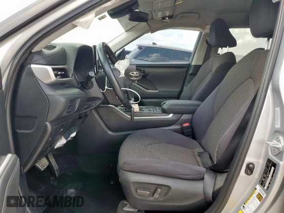 2021 Toyota Highlander L with VIN 5TDBZRBH3MS539544, listed as a Copart auction lot 61685235 with 84,266 mi miles and Salvage title. Bid and sale history available at DreamBid. Image 7.