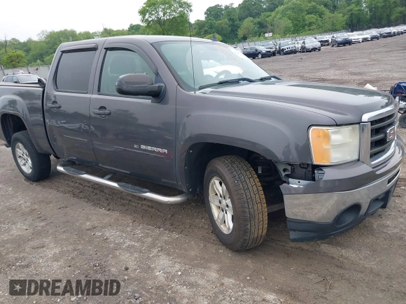 2010 GMC Sierra 1500 with VIN 3GTRCVE33AG197726, listed as a IAAI auction lot 42267798 with 116,831 mi miles and . Bid and sale history available at DreamBid. Image 1.