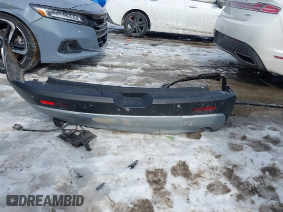 2021 GMC Acadia SLE z VIN 1GKKNKLA4MZ107729, wystawiony jako IAAI lot #41623179 z przebiegiem 55 736 mil mil oraz . Historia ofert i sprzedaży dostępna na DreamBid. Obrazek 12.