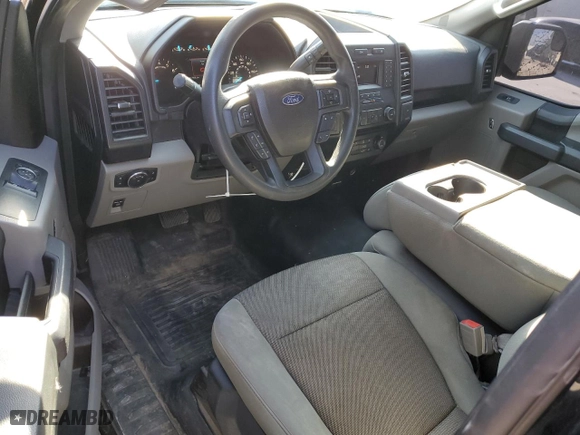 2018 Ford F-150 XL with VIN 1FTMF1EB8JFB17985, listed as a Copart auction lot 88501295 with 117,208 mi miles and Clean Title. Bid and sale history available at carsss.com. Image 8.