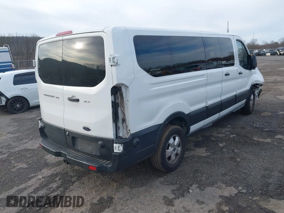 2019 Ford Transit Passenger XL z VIN 1FBZX2ZM2KKB63281, wystawiony jako IAAI lot #41859263 z przebiegiem 39 294 mil mil oraz . Historia ofert i sprzedaży dostępna na DreamBid. Obrazek 4.
