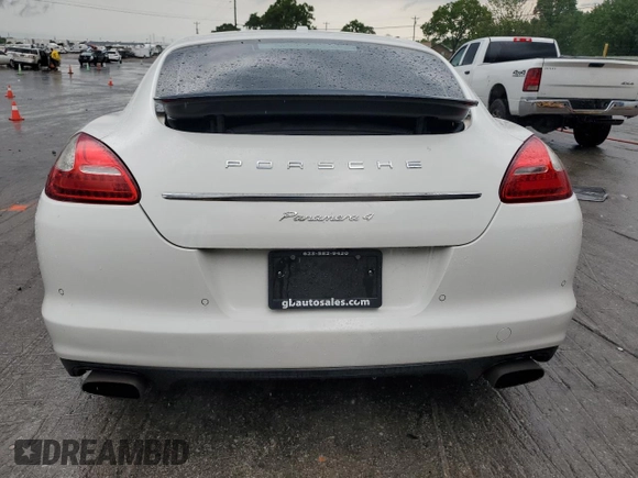 2012 Porsche Panamera z VIN WP0AA2A75CL071366, wystawiony jako Copart lot #59870805 z przebiegiem 126 489 mil mil oraz Szkoda całkowita • Salvage title. Historia ofert i sprzedaży dostępna na DreamBid. Obrazek 6.
