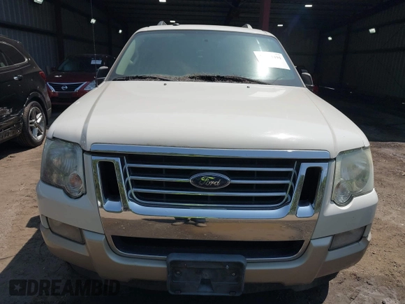 2010 Ford Explorer Eddie Bauer with VIN 1FMEU6EE4AUA86968, listed as a IAAI auction lot 42004491 with 155,666 mi miles. Bid and sale history available at carsss.com. Image 6.