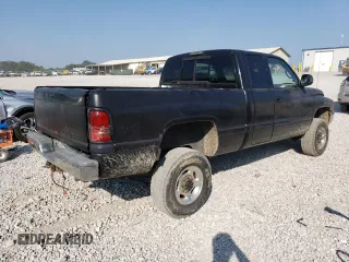 2001 Dodge Ram 2500 with VIN 1B7KF23W81J221120, listed as a Copart auction lot 68982544 with 146,853 mi miles and Salvage Title. Bid and sale history available at carsss.com. Image 3.