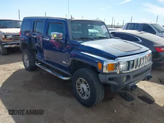 2006 Hummer H3 with VIN 5GTDN136668139884, listed as a IAAI auction lot 41565103 with 111,951 mi miles and . Bid and sale history available at DreamBid. Image 1.