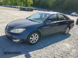 2005 Toyota Camry LE z VIN 4T1BE30K05U388372, wystawiony jako Copart lot #57782925 z przebiegiem 110 783 mil mil oraz Szkoda całkowita • Salvage title. Historia ofert i sprzedaży dostępna na DreamBid. Obrazek 1.