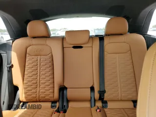 2024 Audi RS Q8 z VIN WU1ARBF17RD000253, wystawiony jako Copart lot #53787575 z przebiegiem 10 792 mil mil oraz Szkoda całkowita • Salvage title. Historia ofert i sprzedaży dostępna na DreamBid. Obrazek 10.