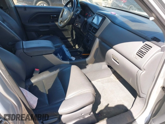 2007 Honda Pilot EX-L with VIN 2HKYF18597H514837, listed as a IAAI auction lot 41800365 with 194,341 mi miles. Bid and sale history available at carsss.com. Image 5.
