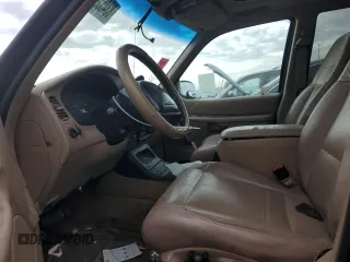 1999 Ford Explorer XLT с VIN 1FMDU35P8XZA34962, выставлен на аукционе Copart как лот 83453924 с пробегом 202 036 миль миль и Списание • Salvage title. История ставок и продаж доступна на DreamBid. Изображение 7.