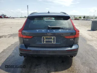 2019 Volvo V60 Momentum z VIN YV1102EK8K1337288, wystawiony jako Copart lot #59759465 z przebiegiem 31 050 mil mil oraz Szkoda całkowita • Salvage title. Historia ofert i sprzedaży dostępna na DreamBid. Obrazek 6.