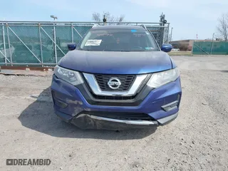 2017 Nissan Rogue SL with VIN 5N1AT2MT3HC823541, listed as a IAAI auction lot 41784901 with 157,840 mi miles. Bid and sale history available at carsss.com. Image 6.