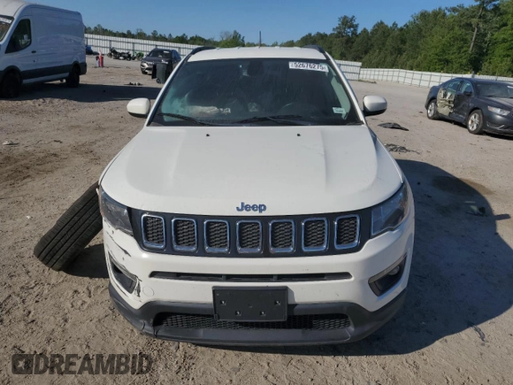 2020 Jeep Compass Latitude with VIN 3C4NJDBB0LT101376, listed as a Copart auction lot 52676275 with 35,965 mi miles and Salvage title. Bid and sale history available at DreamBid. Image 5.