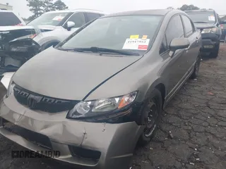 2008 Honda Civic LX with VIN 2HGFA16588H352185, listed as a IAAI auction lot 41917952 with 195,612 mi miles and . Bid and sale history available at DreamBid. Image 6.