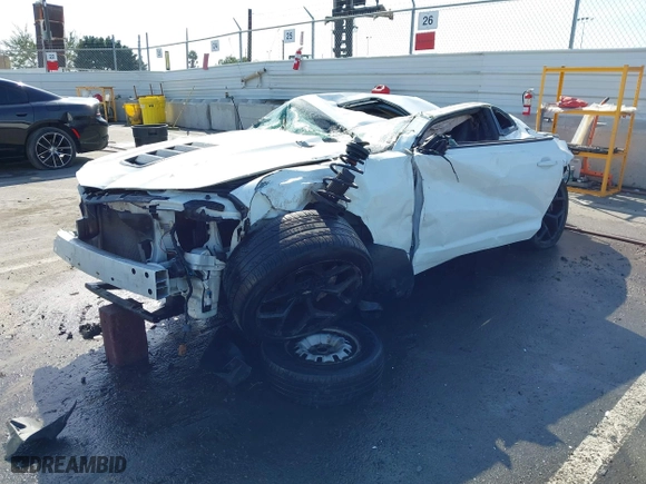 2015 Chevrolet Camaro SS with VIN 2G1FK1EJ3F9294657, listed as a IAAI auction lot 41603593 with 1 mi miles. Bid and sale history available at carsss.com. Image 2.
