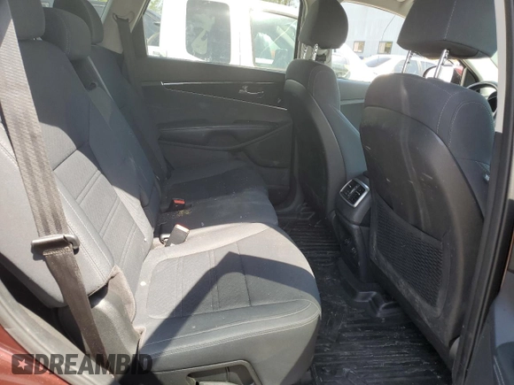 2018 Kia Sorento LX with VIN 5XYPGDA39JG418787, listed as a Copart auction lot 54696805 with 140,983 mi miles and Clean Title. Bid and sale history available at carsss.com. Image 11.