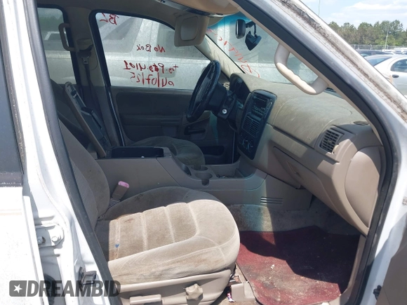 2002 Ford Explorer XLT z VIN 1FMZU63K32UD23218, wystawiony jako IAAI lot #41970394 z przebiegiem 219 628 mil mil oraz . Historia ofert i sprzedaży dostępna na DreamBid. Obrazek 5.