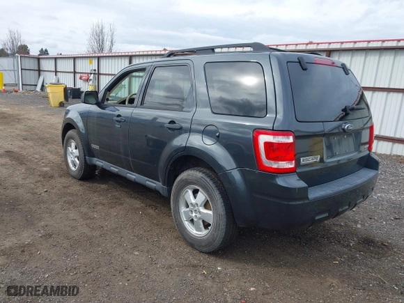 2008 Ford Escape XLT with VIN 1FMCU93Z88KC16688, listed as a IAAI auction lot 41910735 with 207,577 mi miles. Bid and sale history available at carsss.com. Image 3.