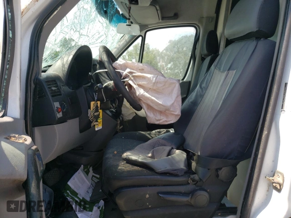 2011 Freightliner Sprinter with VIN WDYPE8CC4B5552423, listed as a Copart auction lot 69059564 with Not Provided miles and Salvage Title. Bid and sale history available at DreamBid. Image 7.
