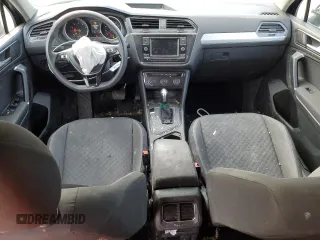 2018 Volkswagen Tiguan S z VIN 3VV1B7AX4JM013112, wystawiony jako Copart lot #47568385 z przebiegiem 95 576 mil mil oraz Szkoda całkowita • Salvage title. Historia ofert i sprzedaży dostępna na DreamBid. Obrazek 8.