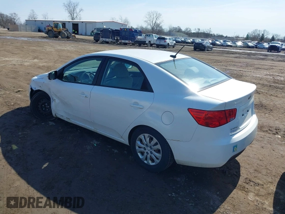 2013 Kia Forte EX with VIN KNAFU4A20D5738442, listed as a IAAI auction lot 41763829 with 127,968 mi miles. Bid and sale history available at carsss.com. Image 3.