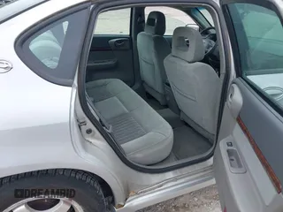 2000 Chevrolet Impala LS z VIN 2G1WH55K8Y9172426, wystawiony jako IAAI lot #42523314 z przebiegiem 109 863 mil mil oraz . Historia ofert i sprzedaży dostępna na DreamBid. Obrazek 8.