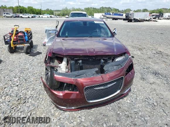 2018 Chrysler 300 Limited z VIN 2C3CCAEG6JH117566, wystawiony jako Copart lot #51456435 z przebiegiem 159 797 mil mil oraz Szkoda całkowita • Salvage title. Historia ofert i sprzedaży dostępna na DreamBid. Obrazek 5.