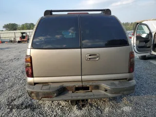 2003 Chevrolet Tahoe LT with VIN 1GNEK13Z23R210459, listed as a Copart auction lot 72270964 with 203,572 mi miles and Salvage Title. Bid and sale history available at carsss.com. Image 6.