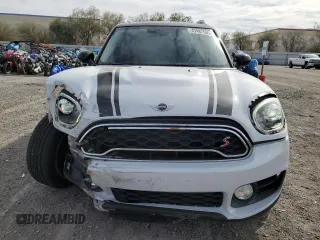 2018 MINI Countryman Cooper S with VIN WMZYT3C35J3E00818, listed as a Copart auction lot 47481535 with 81,372 mi miles and Salvage Title. Bid and sale history available at carsss.com. Image 5.