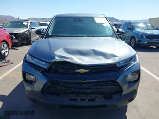2021 Chevrolet TrailBlazer LS with VIN KL79MMS2XMB101961, listed as a IAAI auction lot 41803943 with 95,181 mi miles. Bid and sale history available at carsss.com. Image 12.