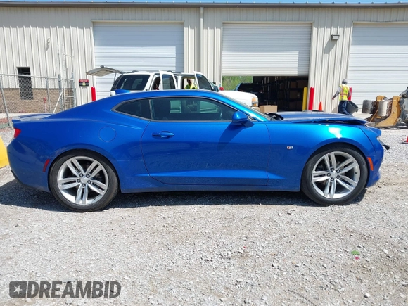 2018 Chevrolet Camaro 1LT z VIN 1G1FB1RS5J0101768, wystawiony jako IAAI lot #41990965 z przebiegiem 82 492 mil mil oraz . Historia ofert i sprzedaży dostępna na DreamBid. Obrazek 13.