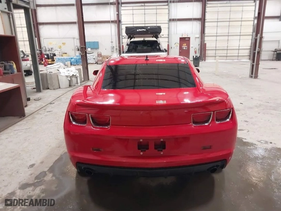 2013 Chevrolet Camaro LS with VIN 2G1FA1E39D9123462, listed as a IAAI auction lot 40027284 with NaN miles. Bid and sale history available at carsss.com. Image 16.