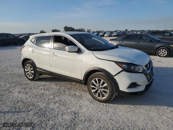 2022 Nissan Rogue Sport S with VIN JN1BJ1AV7NW341800, listed as a Copart auction lot 41678575 with 68,093 mi miles and Salvage Title. Bid and sale history available at carsss.com. Image 4.