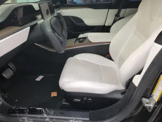 2022 Tesla Model S z VIN 5YJSA1E58NF479552, wystawiony jako Copart lot #48290275 z przebiegiem 78 931 mil mil oraz Szkoda całkowita • Salvage title. Historia ofert i sprzedaży dostępna na DreamBid. Obrazek 7.