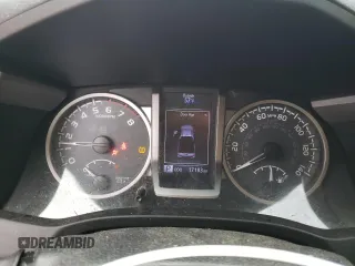 2016 Toyota Tacoma SR z VIN 5TFSX5EN5GX046219, wystawiony jako Copart lot #47648335 z przebiegiem 17 183 mil mil oraz Szkoda całkowita • Salvage title. Historia ofert i sprzedaży dostępna na DreamBid. Obrazek 9.
