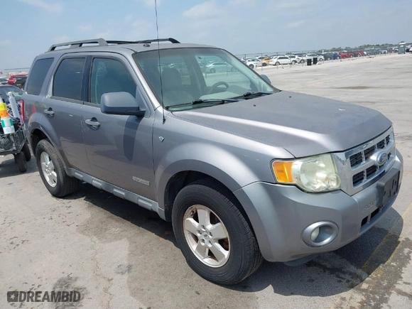 2008 Ford Escape XLT with VIN 1FMCU03178KE48057, listed as a IAAI auction lot 42082340 with 281,744 mi miles. Bid and sale history available at carsss.com. Image 1.
