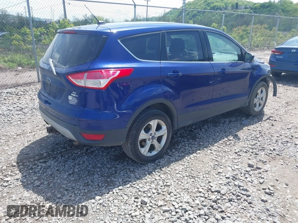 2016 Ford Escape SE z VIN 1FMCU9G97GUA82186, wystawiony jako IAAI lot #42204318 z przebiegiem 111 982 mil mil oraz . Historia ofert i sprzedaży dostępna na DreamBid. Obrazek 4.