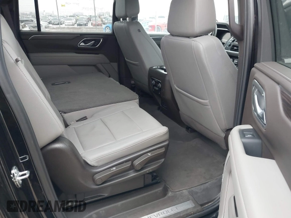 2024 Chevrolet Suburban LT z VIN 1GNSKCKD1RR242476, wystawiony jako IAAI lot #41577855 z przebiegiem 24 285 mil mil oraz . Historia ofert i sprzedaży dostępna na DreamBid. Obrazek 8.