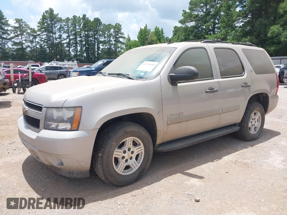 2007 Chevrolet Tahoe LT z VIN 1GNFC130X7R353412, wystawiony jako IAAI lot #42535108 z przebiegiem 78 497 mil mil oraz . Historia ofert i sprzedaży dostępna na DreamBid. Obrazek 2.