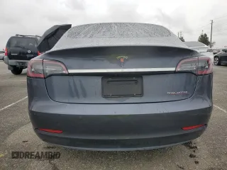 2019 Tesla Model 3 Mid Range with VIN 5YJ3E1EA9KF447453, listed as a Copart auction lot 48967605 with 72,031 mi miles and Salvage Title. Bid and sale history available at DreamBid. Image 6.