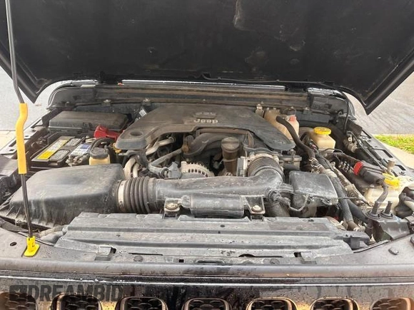 2018 Jeep Wrangler Unlimited Sport with VIN 1C4HJXDG8JW166409, listed as a Copart auction lot 71764992 with 33,521 mi miles and . Bid and sale history available at DreamBid. Image 7.