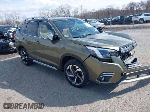 2023 Subaru Forester Touring with VIN JF2SKARC5PH474450, listed as a IAAI auction lot 41977317 with 31,220 mi miles. Bid and sale history available at carsss.com. Image 1.