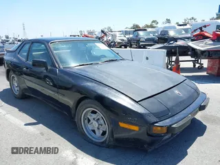 1984 Porsche 944 with VIN WP0AA0947EN459060, listed as a IAAI auction lot 42215176 with 43,863 mi miles and . Bid and sale history available at carsss.com. Image 1.